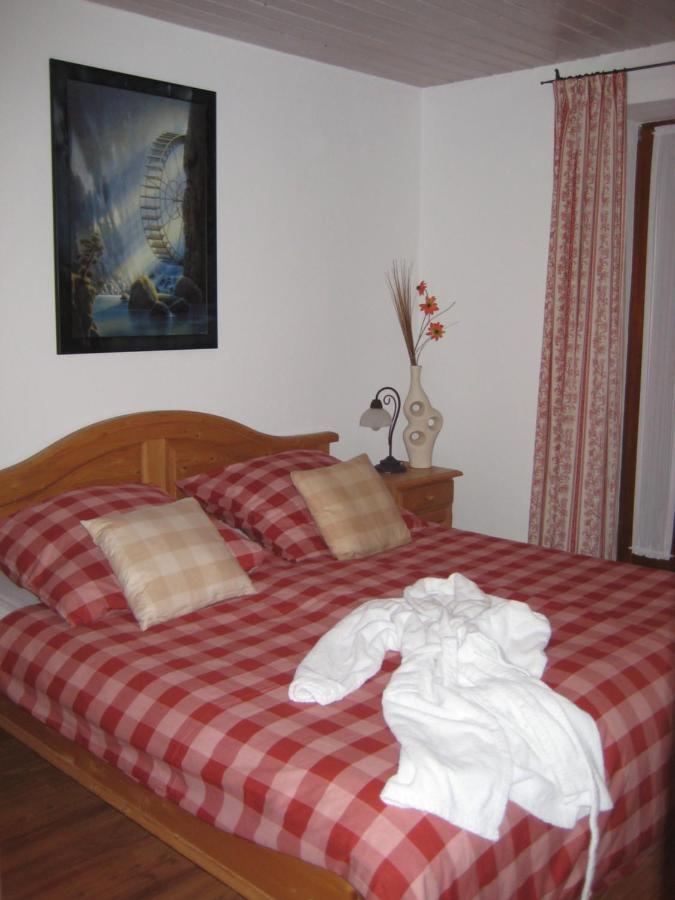 Landhotel Zum Staffelwirt Яхенау Екстериор снимка
